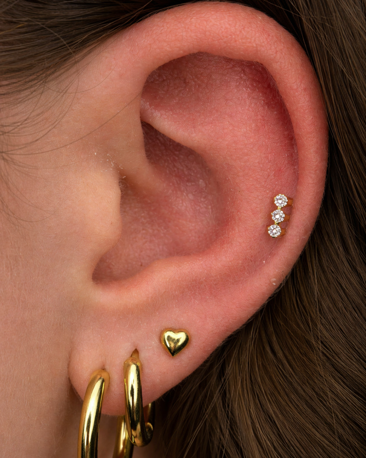 Titanium Piercing met Drie Kristallen - Arabella
