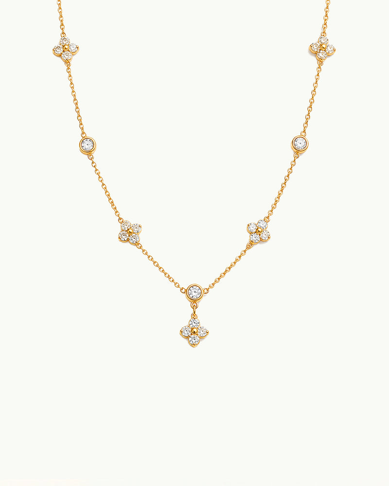 Gouden Elegante Ketting met Kristallen Bloemen - Jolinde