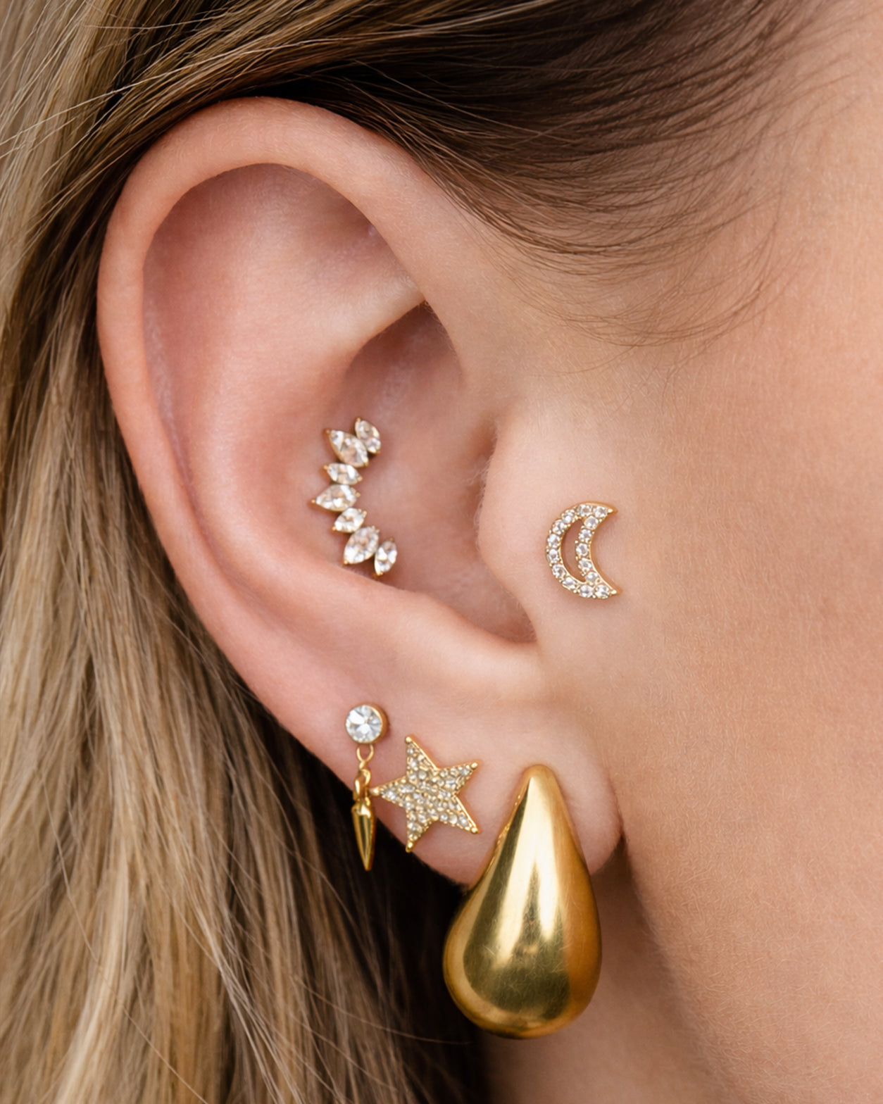 Titanium Bold Piercing met Kristallen - Noella