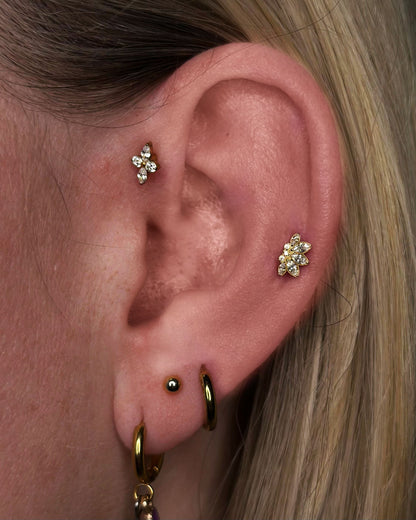 Titanium Bloem Piercing met Kristallen - Isla