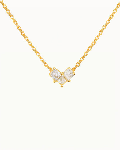 Goldene Halskette mit Kristallherz - Nori