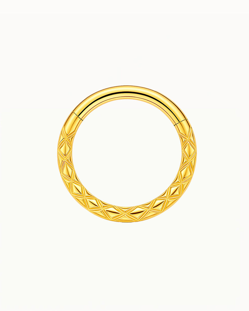 Piercing géométrique gravé en titane - Quinn